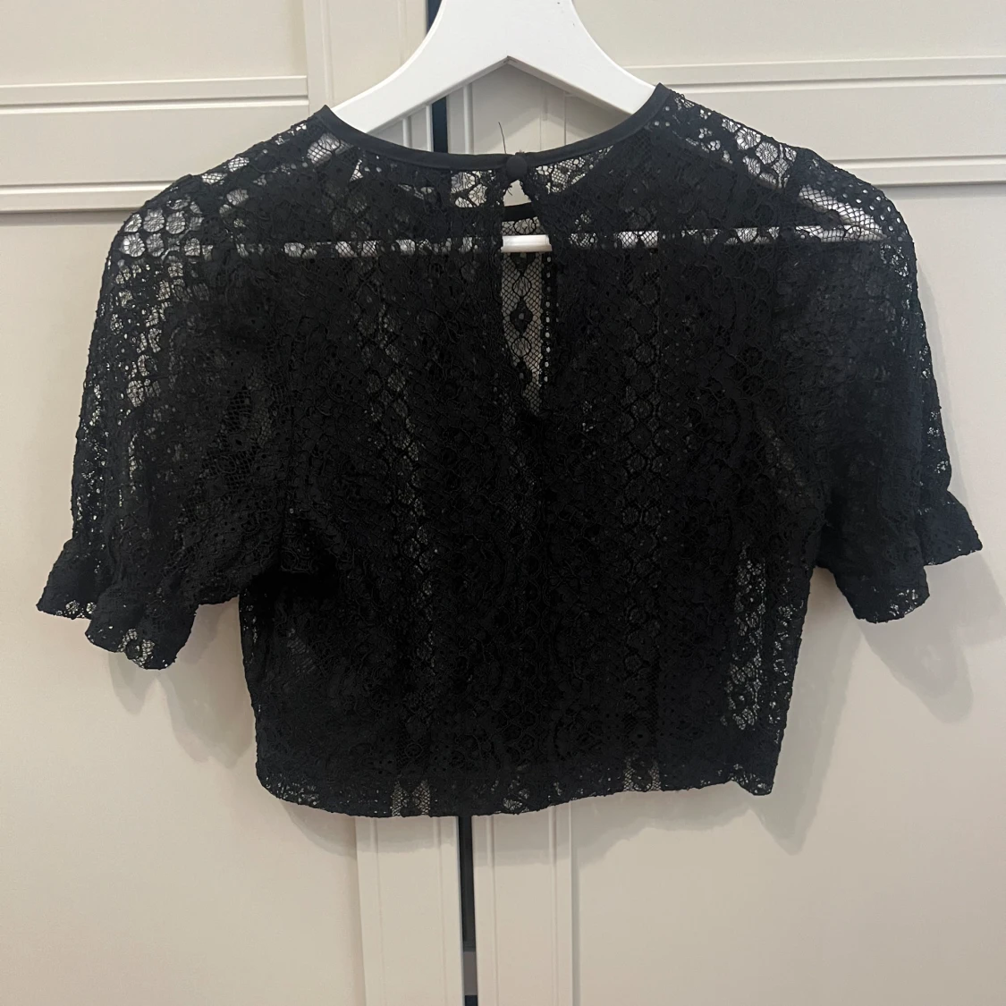 Spetstopp från NA-KD  - 90