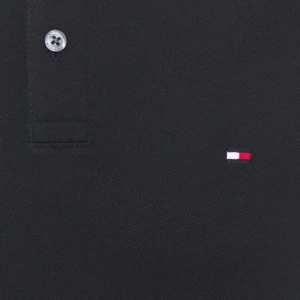 Tommy Hilfiger Piké - Nytt pris: 1200kr Mitt pris: 150kr Säljer min piké då jag aldrig använt den. För mer information eller bilder så är det bara att skriva.