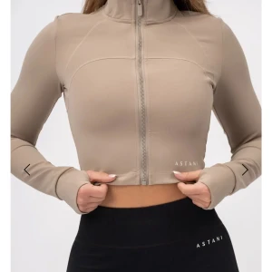 Astani wear cropped jacket  - Nypris 599  Bra skick (använd några gånger) Beige  