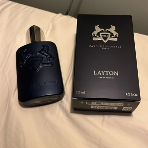 Parfums De Marly Layton - Jätte bra doft för vintern. Ungefär 115ml kvar. Sjukt pris.