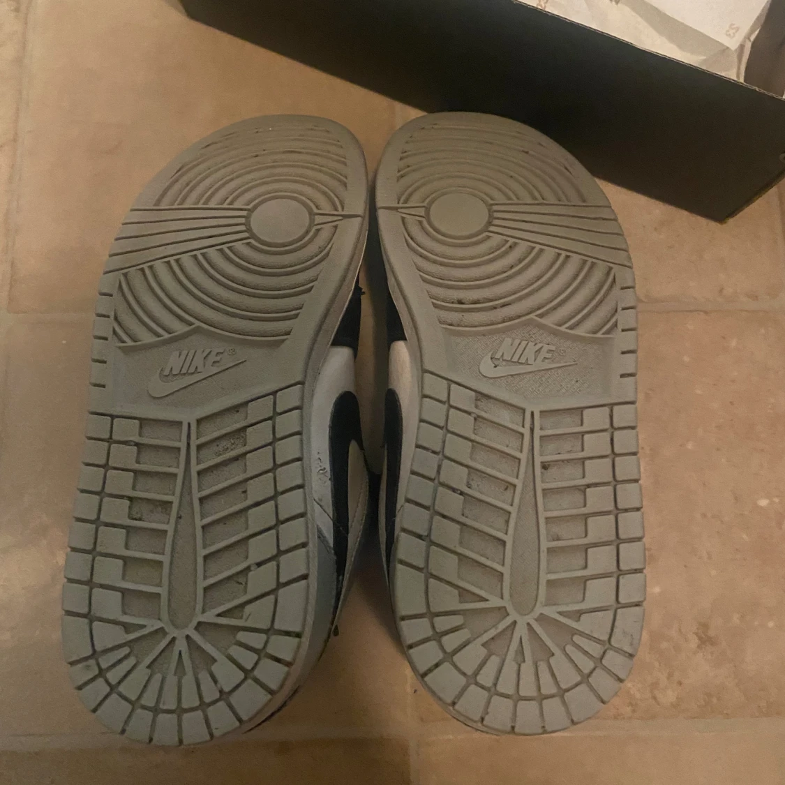 Ait Jordan 1 Skor - 38