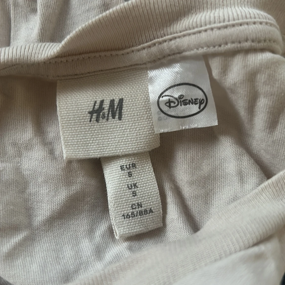  Disney t-shirt  - 90