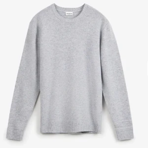 Ull och Kashmir tröja  - Skön ull och Kashmir tröja från John Henric, ljusgrå, bra skick! 