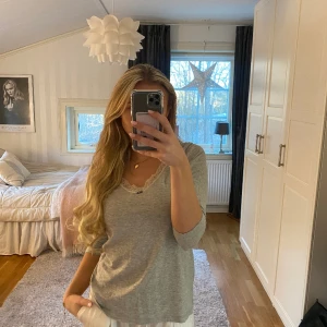 Tröja - En jätte söt tröja från Lindex. 