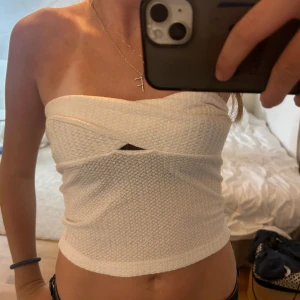 Topp - En perfekt festtält i mycket bra skick och aldrig använd. Nu