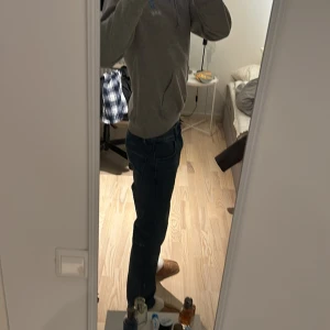 Jeans - Jeans ifrån g star modell mosa straight jeans! Storlek W31L30 Säljs för dom aldrig kom till användning  Sitter perfekt på mig som är 180 Nypris 1200 Snabb affär lägre pris