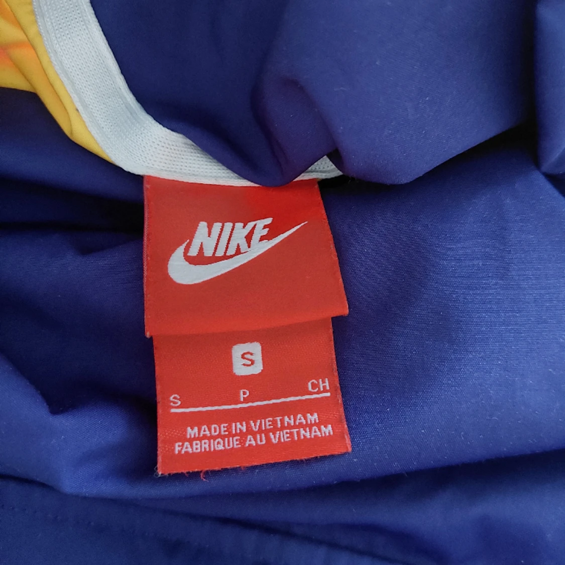 NIKE VIND ANORACK  ; S - 91