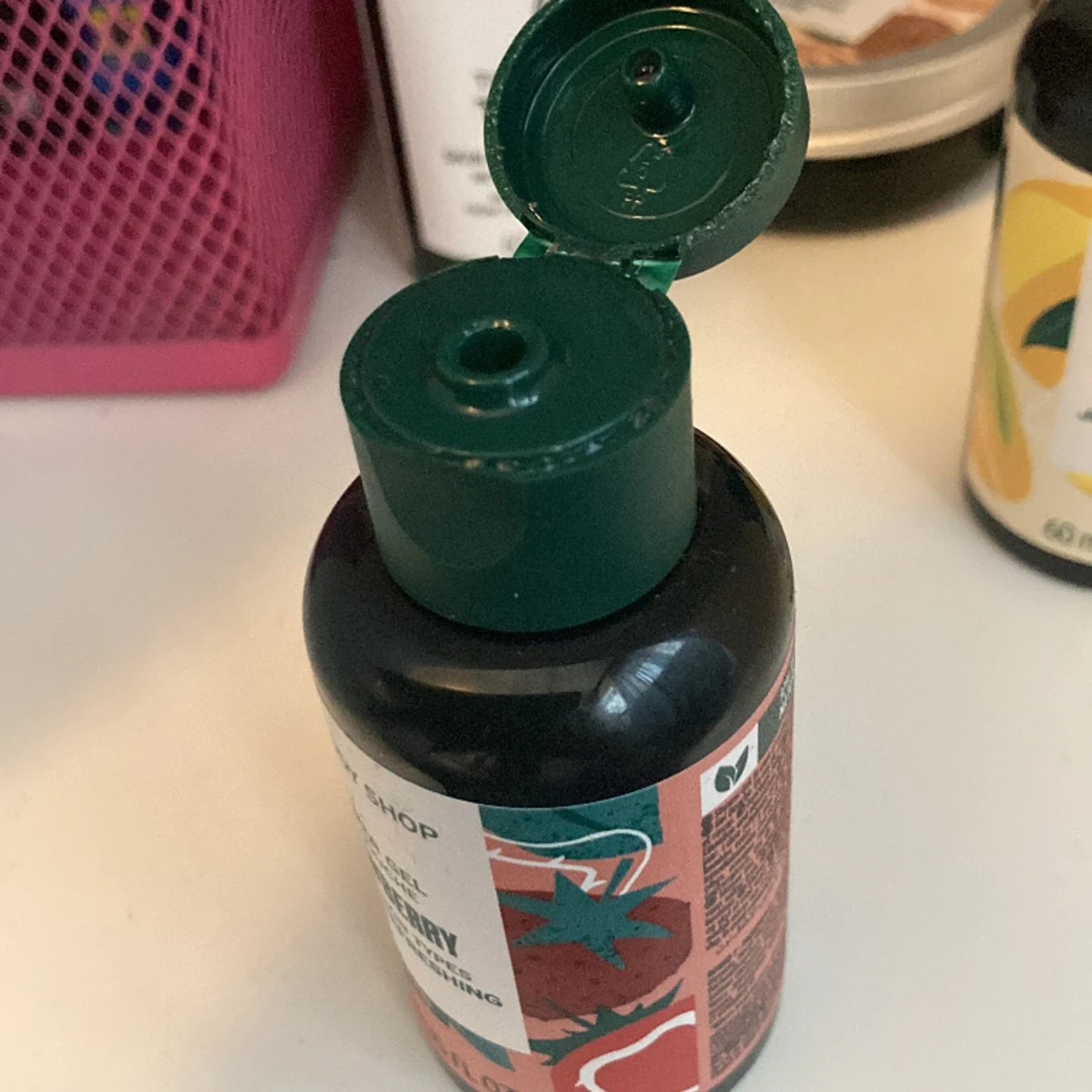 Body shop shower gel strawberry - 91