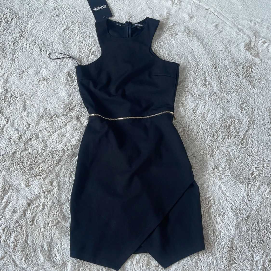 Svart klänning - 92