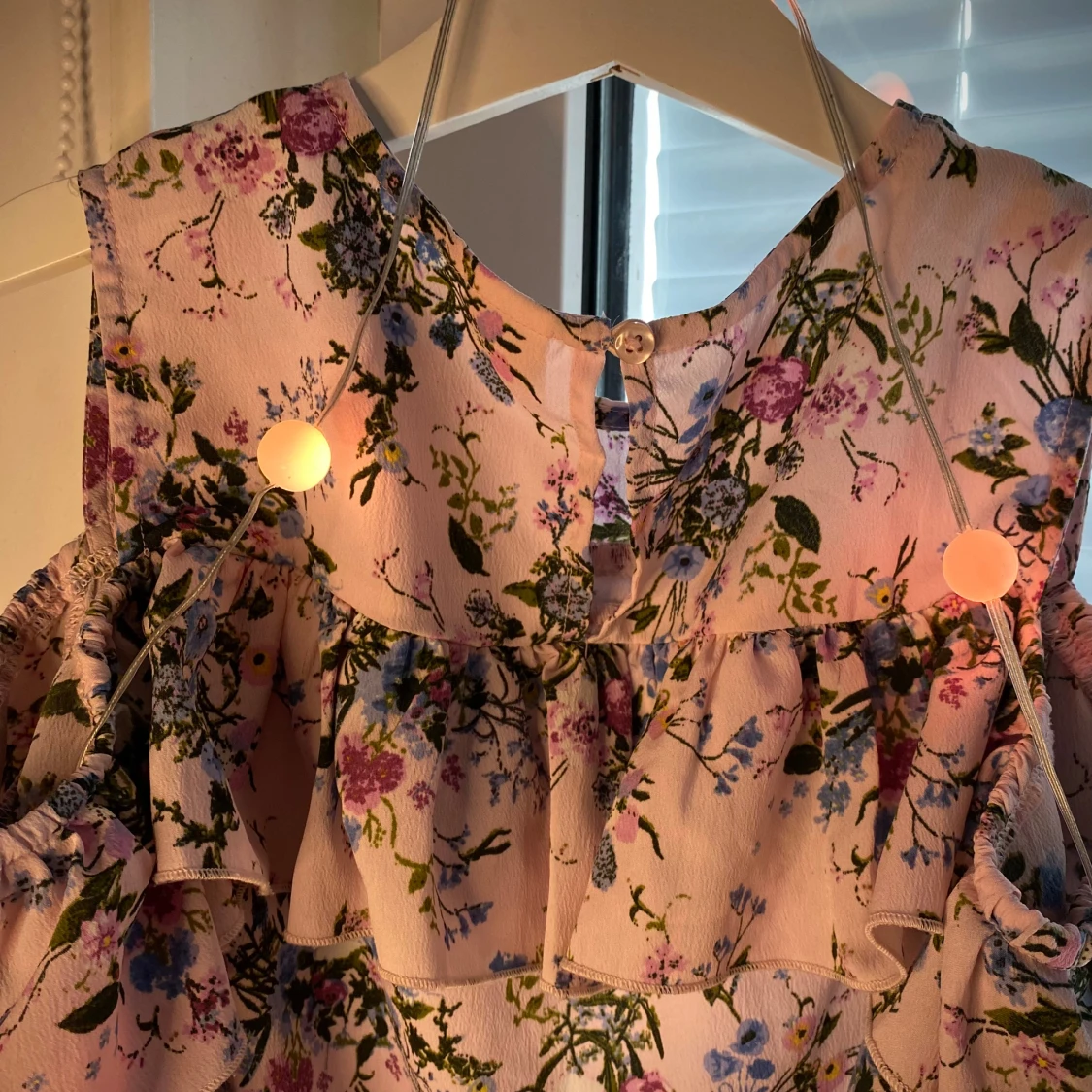 Blommig blus 💕 - 92