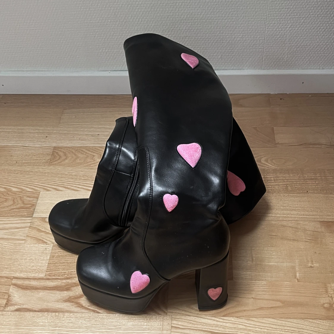 Stövlar med hjärtan - 91