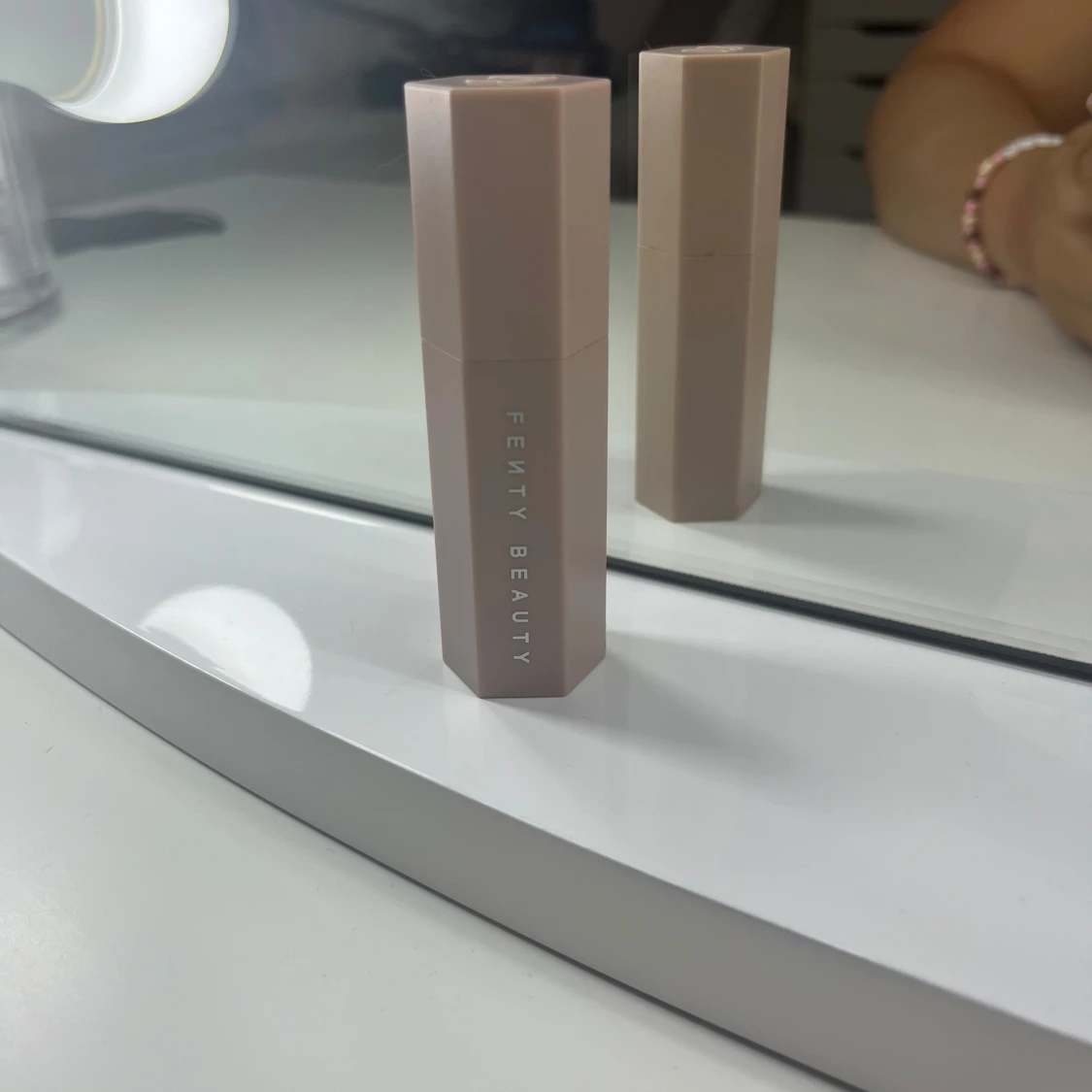 Fenty Beauty contour stick - 91