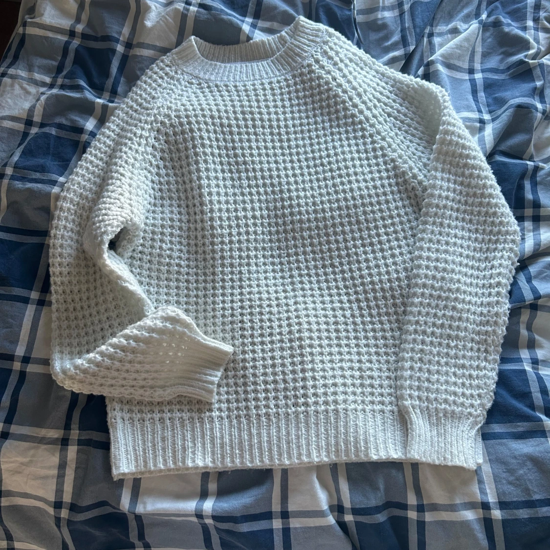 Stickad vitt tröja  - 91