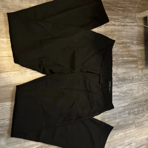 Kostymbyxor - Aldrig använda, nu pris 800💓