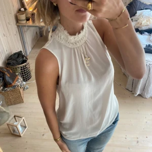 Topp - SUPER snygg classy topp❤️