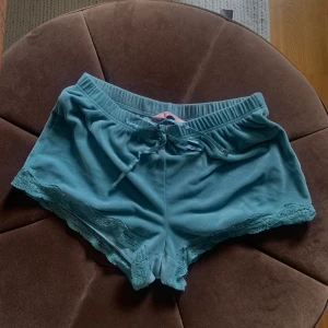 Hunkemöller mysshorts M - storlek M, nästintill oanvända supersköna tunnare sammetsshorts 