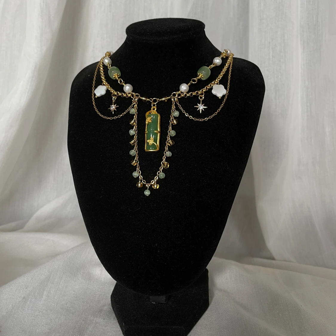 Handgjort halsband  - 90