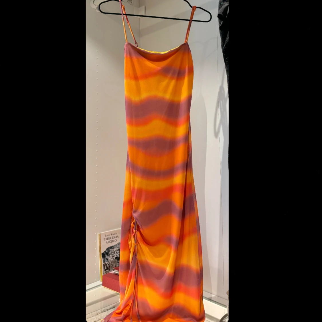 Färgglad klänning stl S