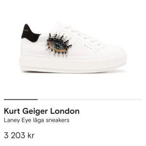 Kurt geiger skor - Säljer dessa sjukt snygga Kurt Geiger skor då dem aldrig kommer till användning, Max använda 3 gånger (nyskick) så därav inga bilder på mig i dem, kontakta mig privat för frågor och bilder😻🫶