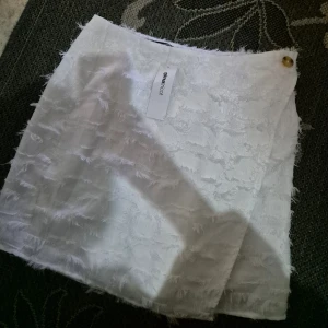 Kjol gina tricot  - Stl s helt ny