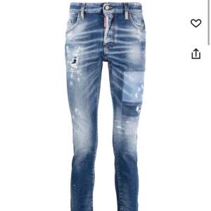 Säljer DSquared2 Jeans. | Skick 6/10 | Passar längd 165-175cm | Nypris ligger i nuläget runt 5999kr. Äkta såklart, inget og medföljer.  Har du några frågor kontakta gärna!💯