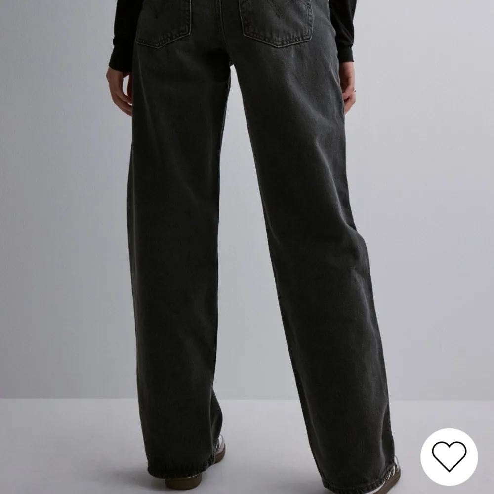 levis jeans, använda ett fåtal gånger, nyskick  . Jeans & Byxor.