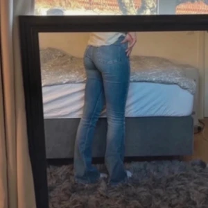 Zara jeans   - Jättesnygga zara jeans som inte användas längre!☺️ Priset kan diskuteras 