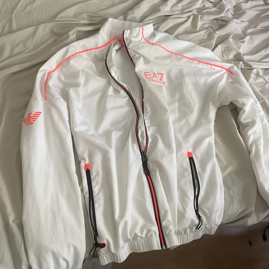 Armani vindjacka  - 90