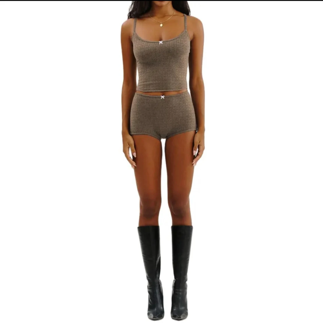 Brun/beige pyjamas set från LA🤎