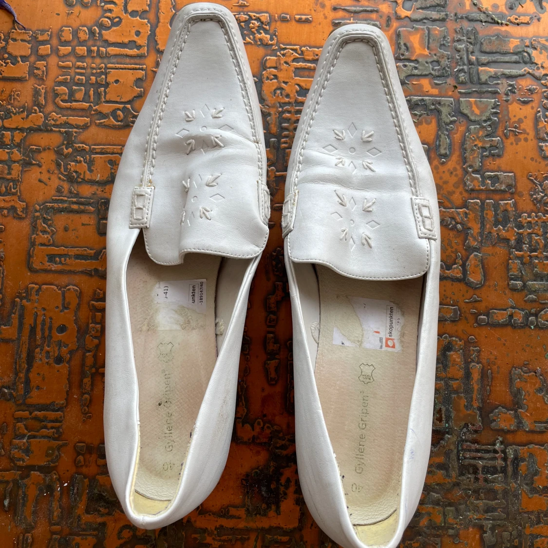 Vita läder loafers - 90