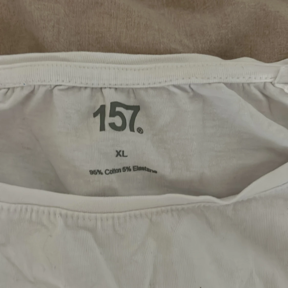 Vit långärmad t-shirt  - 90