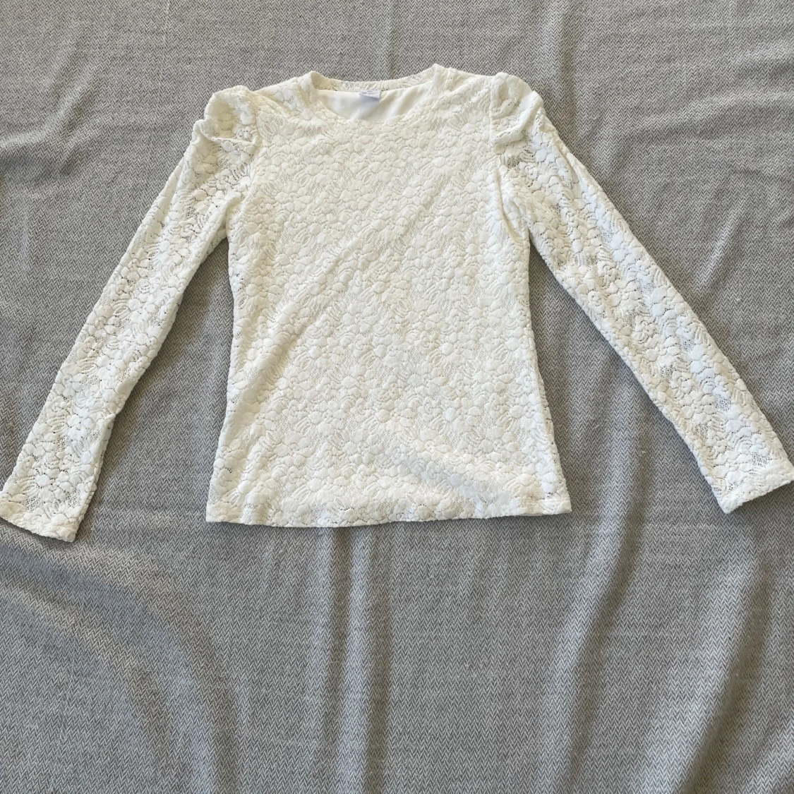 Lindex vit Långarmad spetströja