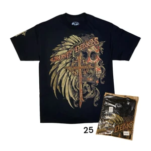 Crusty Demons T-shirt  - Crusty Demons T-Shirt i storlek M. OBS: T-shirten är aldrig använd och inplastad, bilder visar inte samma exemplar men visar hur den ser ut. Mått: axelbredd - 47 cm, längd - 68 cm. Skriv för fler bilder och frågor!