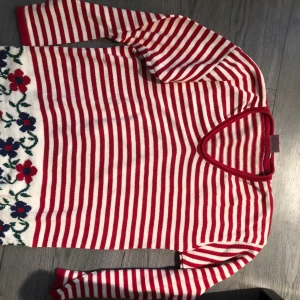 Tröja stickad  - Stickad tröja st M 