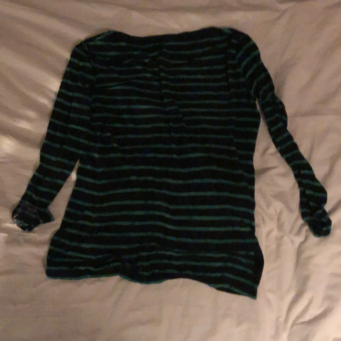 Grön/svart långärmad tröja! - 90