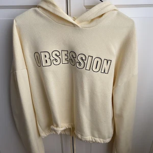 Gul hoodie - .