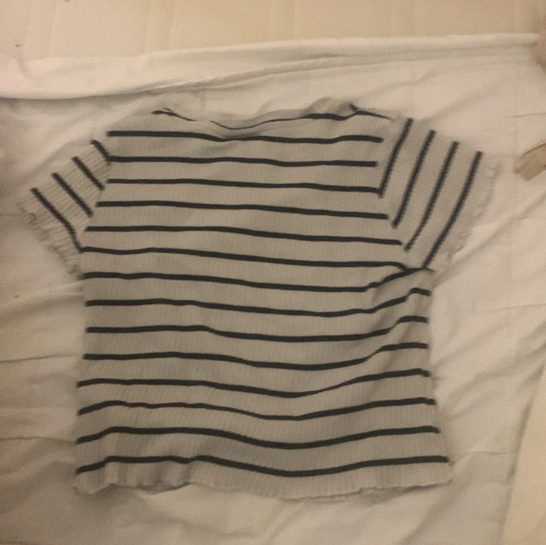 Svart o vit randig tröja🫶🏻🫶🏻 - 91