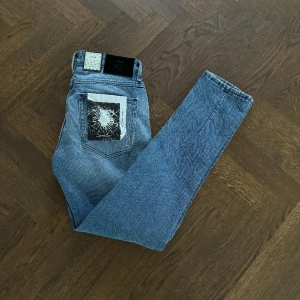 Neuw jeans  - Säljer dessa helt nya NEUW jeans, köpta på Nk för 1500kr. Skriv vid eventuella frågor!