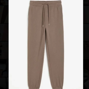 Mjukisbyxor - Jättesköna mjukisbyxor, använda en gång. Säljer likadana fast i ljusrosa🩷