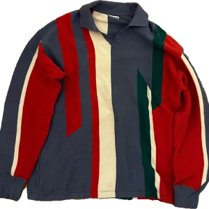 ZARA polotröja - Storlek M Väldigt bra skick Oversize Hör av dig för mer information eller frågor💥