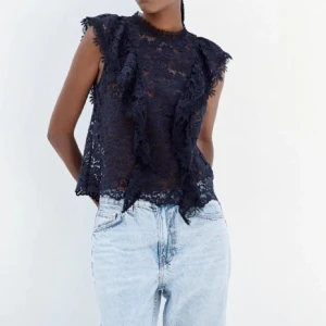 Zara blus  - Zara blus som aldrig kommer till användning😊