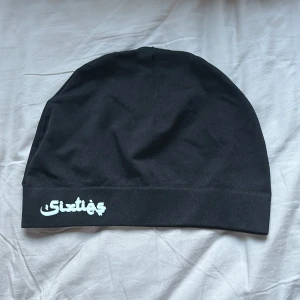 Sixties mössa - One size använd 1 gång för den inte passade