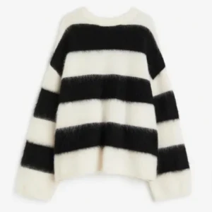 Populär tröja❤️‍🔥❤️‍🔥 - Super fin stickad mohair tröja från hm. Köpte för länge sedan och knappt använd. Inga defekter❤️