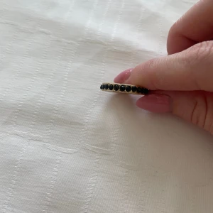 Svart/Guldig ring - Svart/Guldig ring