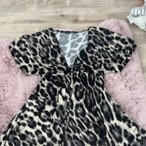 Leopard topp  - Super fin