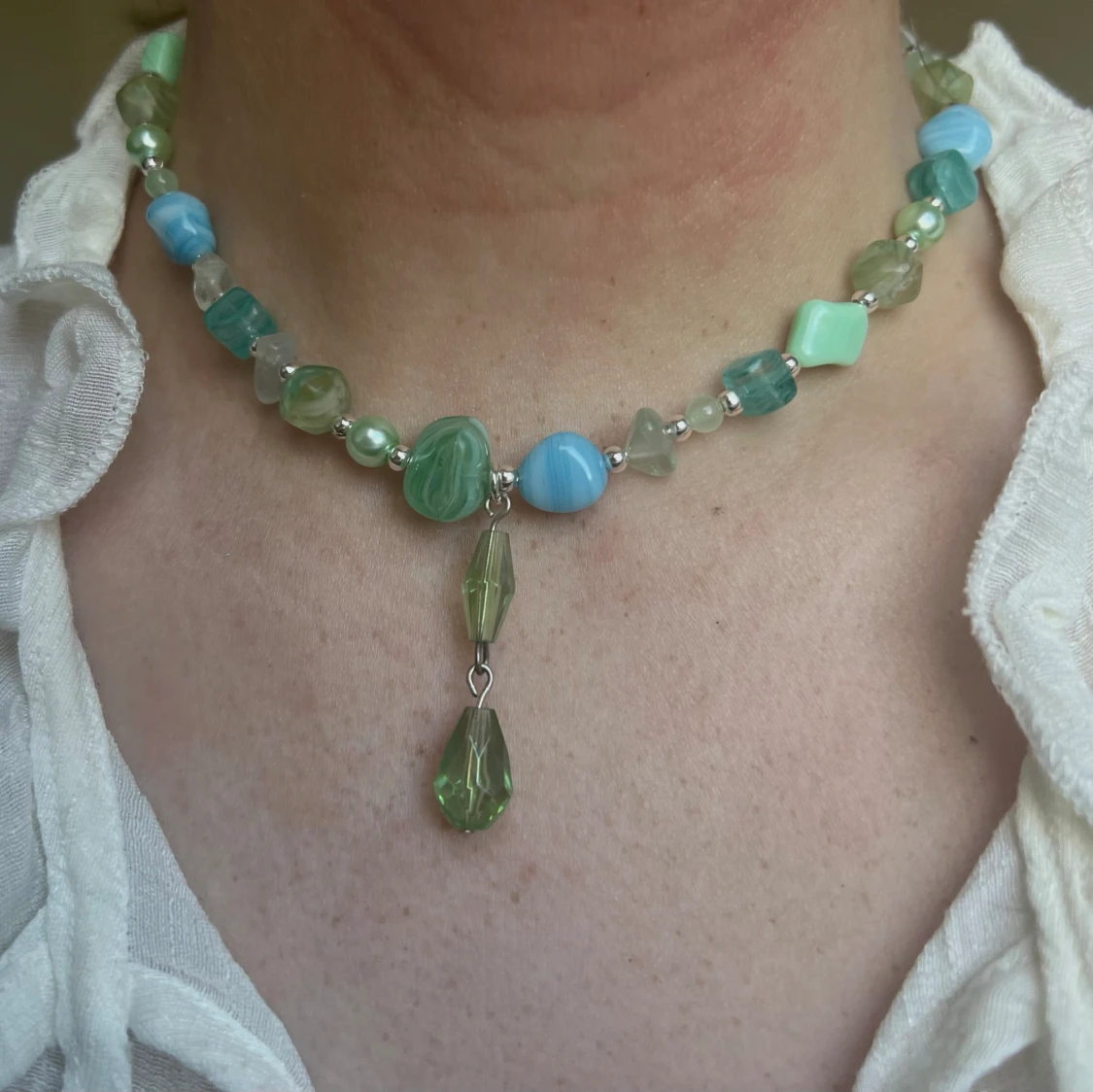 Handgjort halsband  - 91