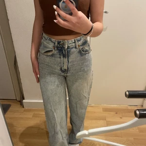 Jeans - Använder inte längre, från bikbok Waist 24 lenght 34 Behöver bara strykas 