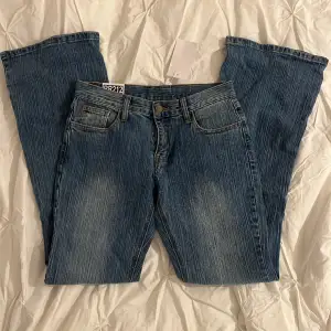 Brielle 90’s jeans från Brandy Melville. Jeansen är helt nya med lappar kvar!