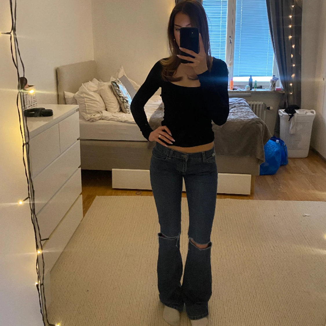 Långa lågmidjade jeans