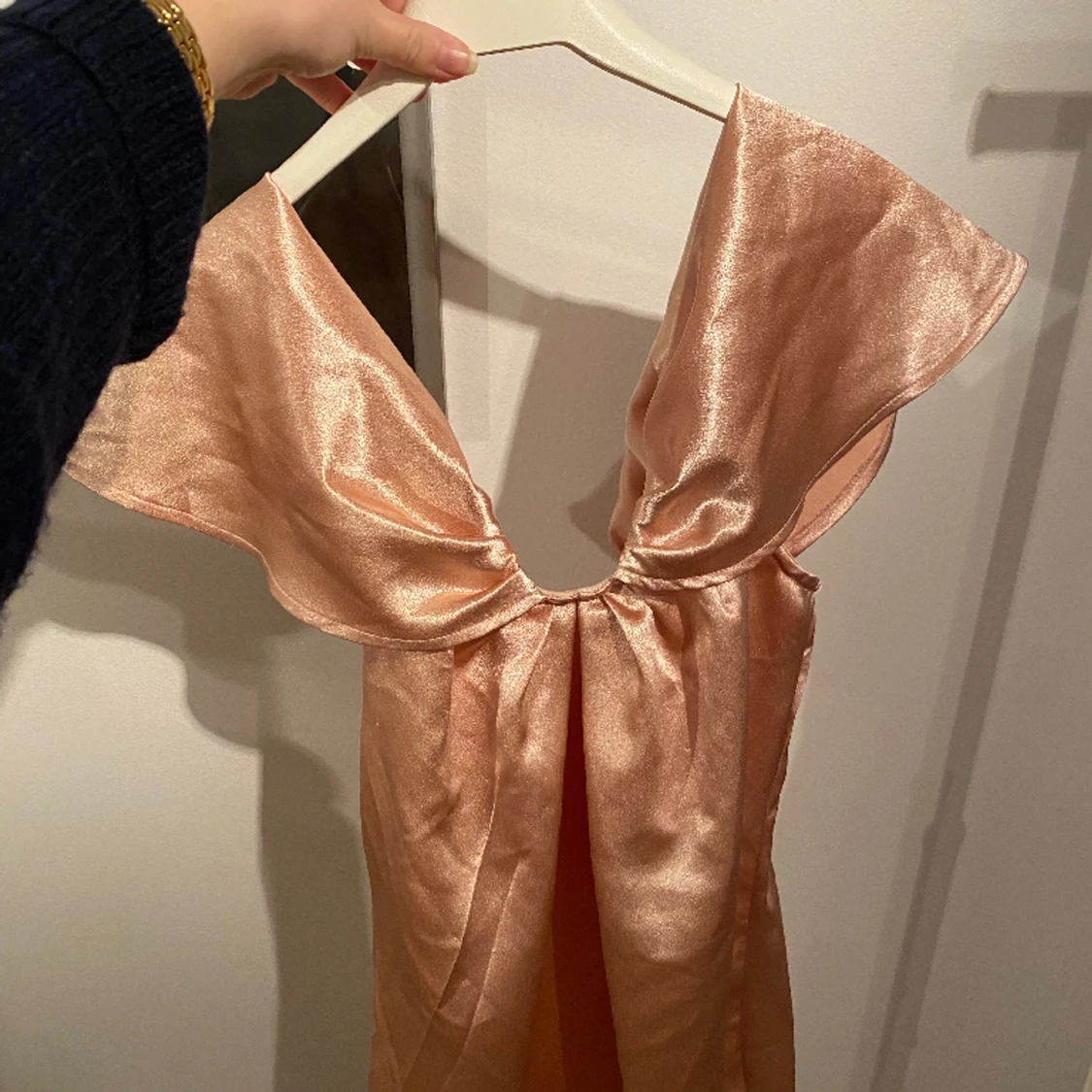 Oanvänd klänning - 90